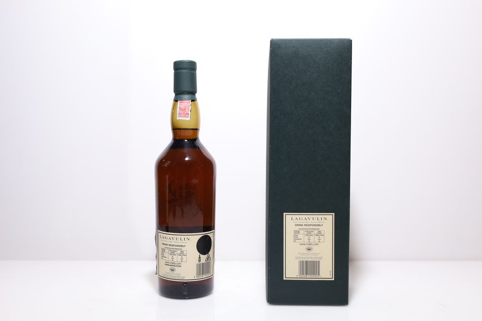 Lagavulin 1985 21 Years Old