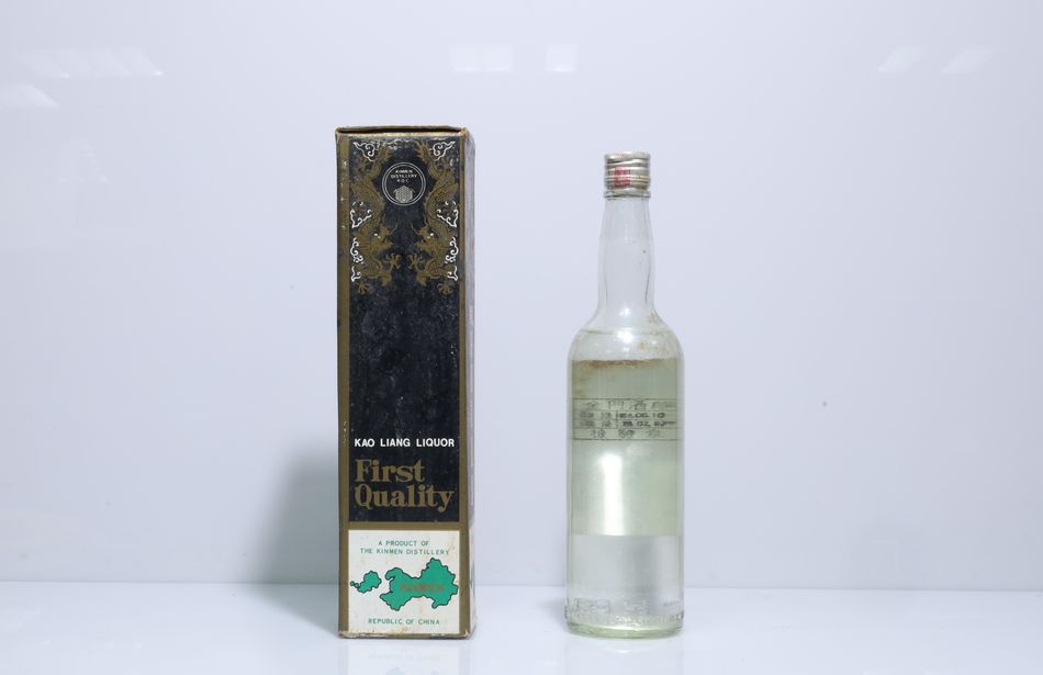 民國68年 黑金剛 陳年特級高粱酒