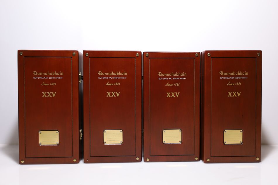 Bunnahabhain 25 Years Old XXV