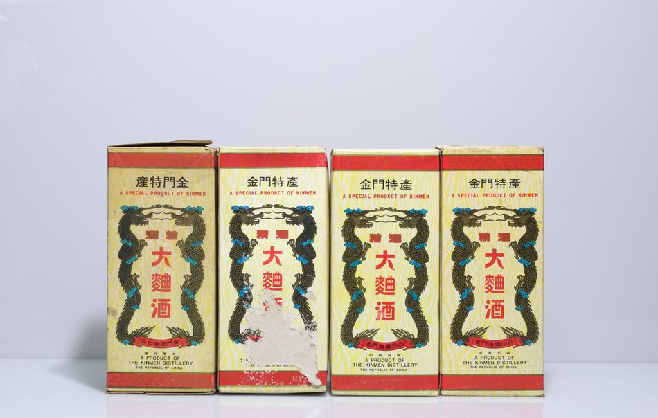 民國70年 圓瓶精選大麯酒/民國71年 圓瓶精選大麯酒/民國75年 圓瓶精選大麯酒/民國77年 圓瓶精選大麯酒