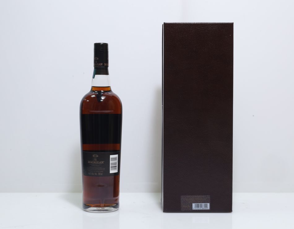 Macallan 1824 Collection Oscuro