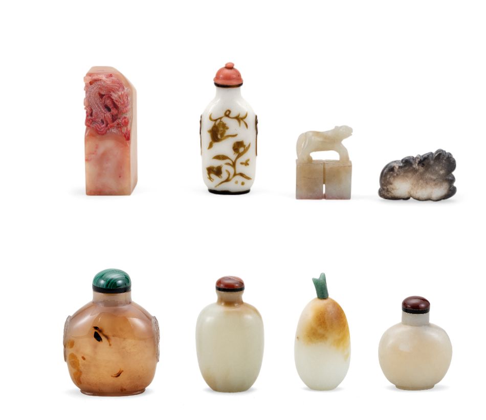 18/19世紀  各式鼻煙壺、玉瑞獸、白玉聯珠印及壽山石方章（八件一組）

壽山石「祥龍獻瑞」方章_x000D_
白料套褐「吉慶有餘」鼻煙壺_x000D_
白玉獸形鈕聯珠印 印文：堷 _x000D_
白玉帶皮入沁瑞獸珮_x000D_
瑪瑙光素鋪首鼻煙壺_x000D_
青白玉光素鼻煙壺_x000D_
白玉隨形鼻煙壺_x000D_
白玉光素鼻煙壺 _x000D_
