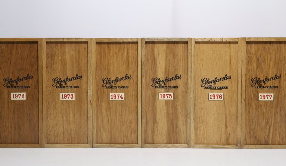 Glenfarclas Family Casks 1952 - 1994 松木盒