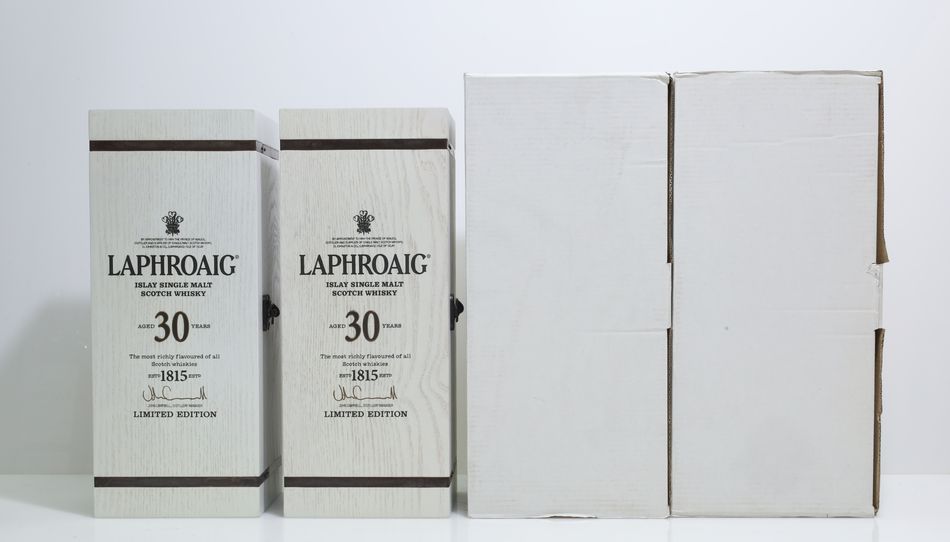 Laphroaig 1985 30 Years Old 