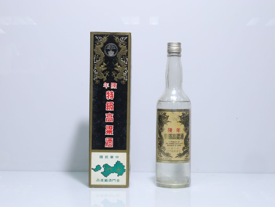 民國68年 黑金剛 陳年特級高粱酒