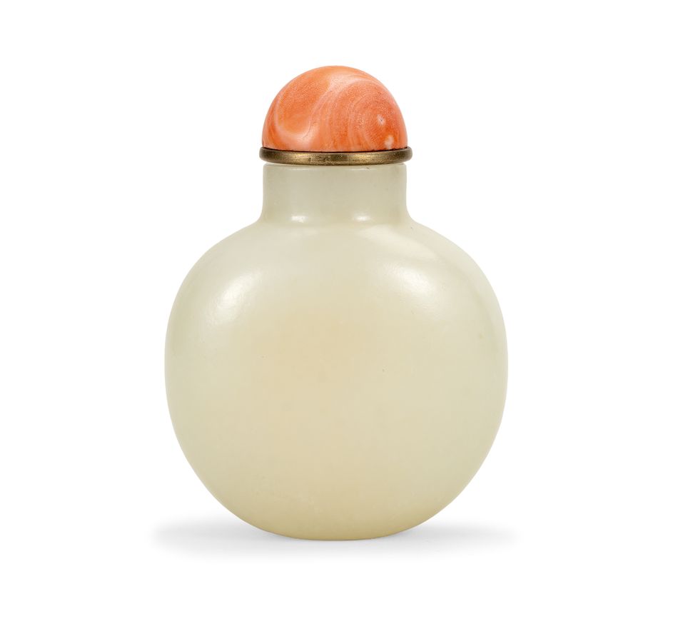 清 白玉光素鼻煙壺