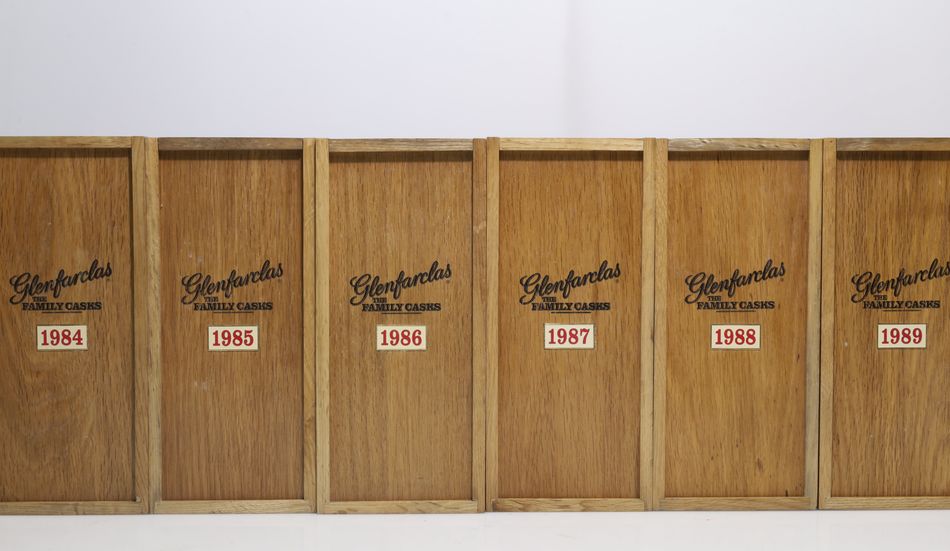 Glenfarclas Family Casks 1952 - 1994 松木盒