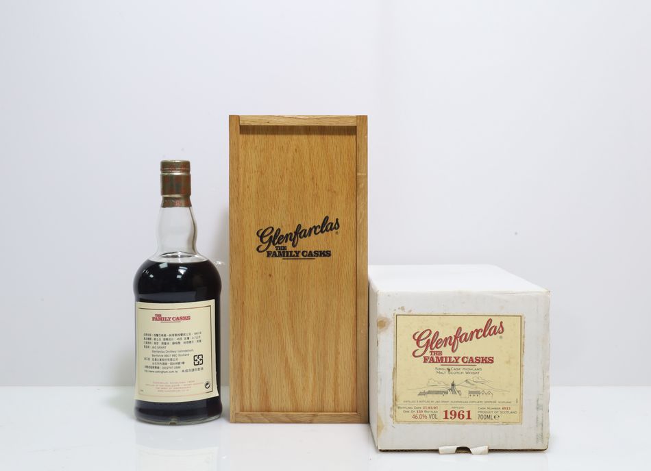 Glenfarclas Family Casks 1961 第一版 松木盒