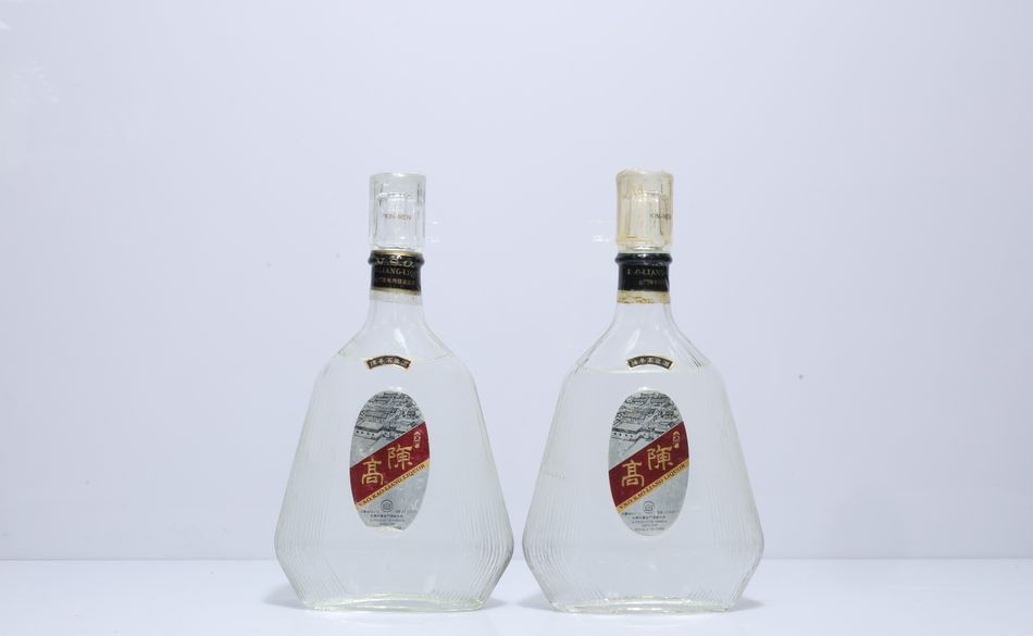 民國75年 紅扁 陳年特級高粱酒 司令官用酒10001/民國75年 紅扁 陳年特級高粱酒