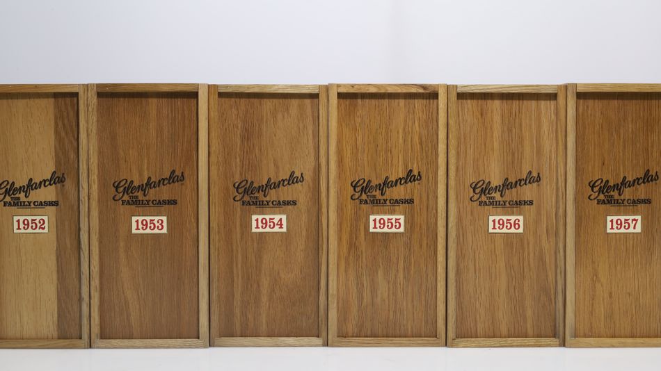 Glenfarclas Family Casks 1952 - 1994 松木盒