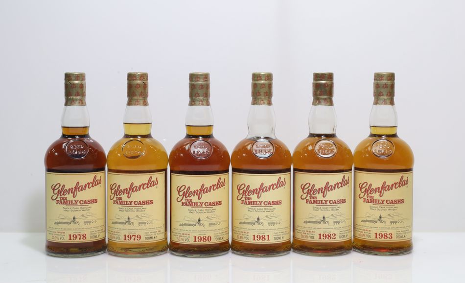 Glenfarclas Family Casks 1952 - 1994 松木盒