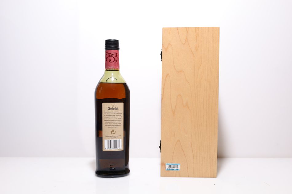 Glenfiddich 1964 44 Years Old Rare Collection