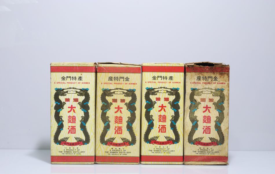 民國64年 圓瓶精選大麯酒/民國65年 圓瓶精選大麯酒/民國66年 圓瓶精選大麯酒