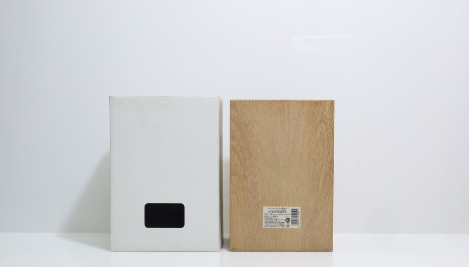 響 Hibiki 30年 有田焼 命水陽刻文紫紺釉砧形瓶