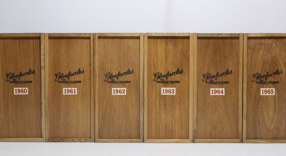Glenfarclas Family Casks 1952 - 1994 松木盒