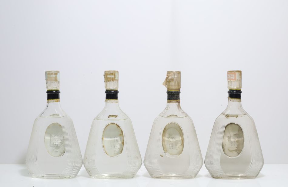 民國77年 紅扁 陳年特級高粱酒