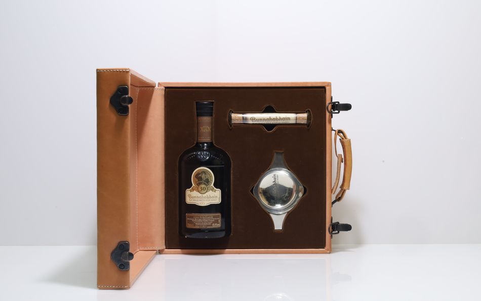 Bunnahabhain 1980 30 Years Old