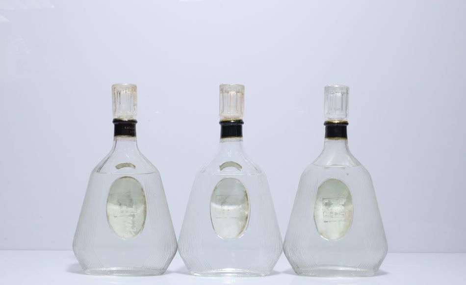 民國72年 紅扁 陳年特級高粱酒